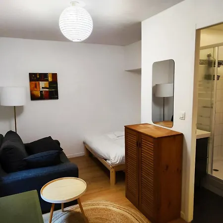 Apartment Charming Downtown *